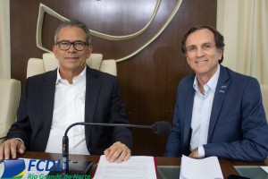 Dep. Hermano Morais, presidente da Frente Parlamentar em Defesa do Comércio e Afrânio Miranda, secretário da Frente e presidente da FCDL/RN.